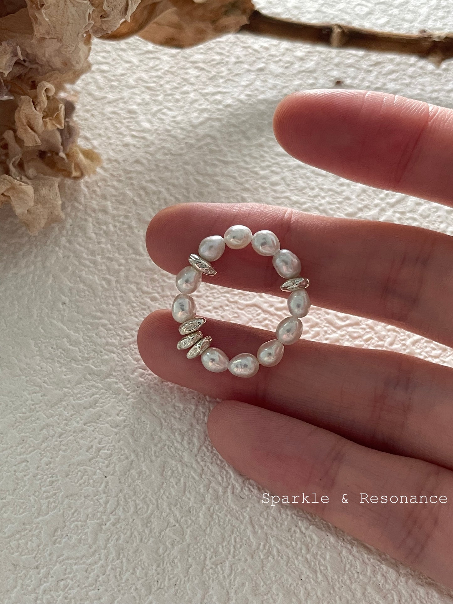 Baroque Pearl Ring - Minnie